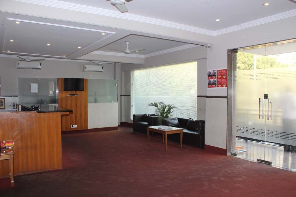 casa meera hotel