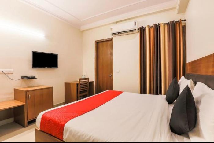 casa meera hotel