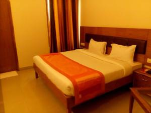 casa meera hotel