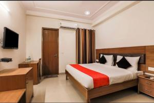 casa meera hotel