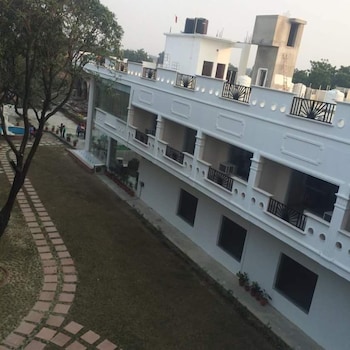 babian imperial resort