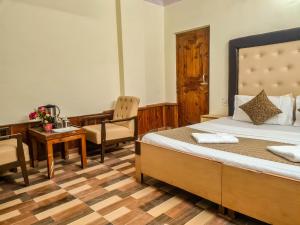 Pine Grove,Manali>>Kullu,3 star