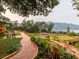 residency lake resort and spa