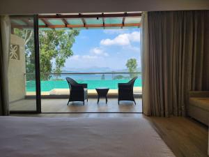 residency lake resort and spa