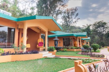 residency lake resort and spa