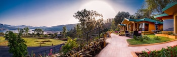 residency lake resort and spa