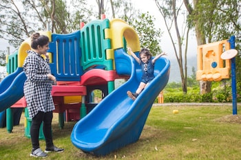 residency lake resort and spa
