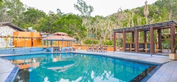 residency lake resort and spa
