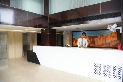 Hotel Broadway,India>>Jaipur,3 star