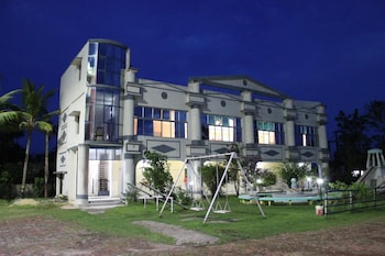 hotel deepak