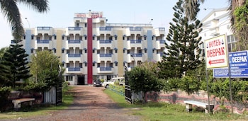 hotel deepak