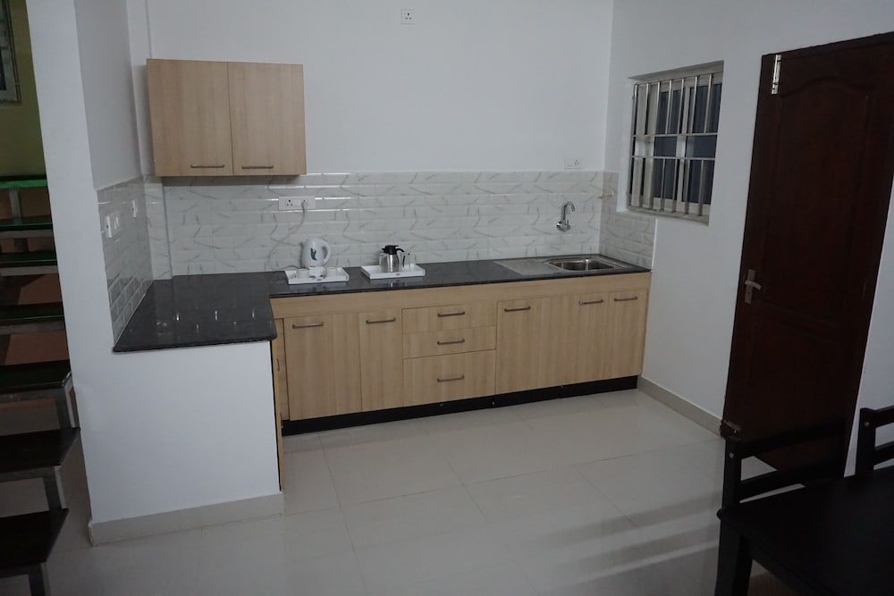 sea la vie covelong beach resort