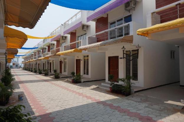 sea la vie covelong beach resort