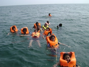 sea la vie covelong beach resort