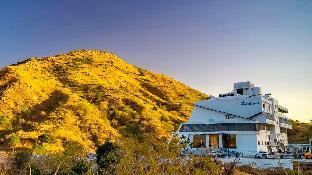via lakhela resort and spa