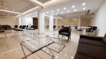 hotel sai village gurgaon