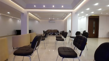 hotel sai village gurgaon