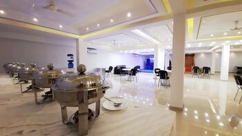 hotel sai village gurgaon