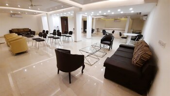 hotel sai village gurgaon