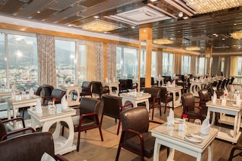 hotel benzz park vellore