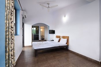 Down Da Village,Candolim Beach>>Candolim,3 star