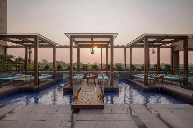 courtyard by marriott surat