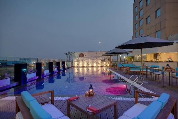 courtyard by marriott surat