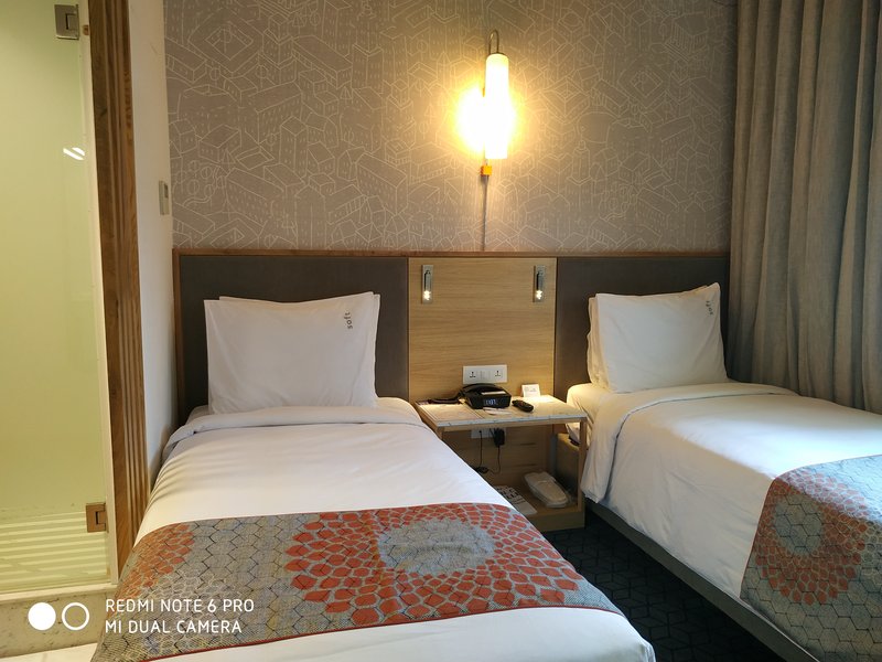 Holiday Inn Express Hyderabad Banjara Hills, An Ihg Hotel