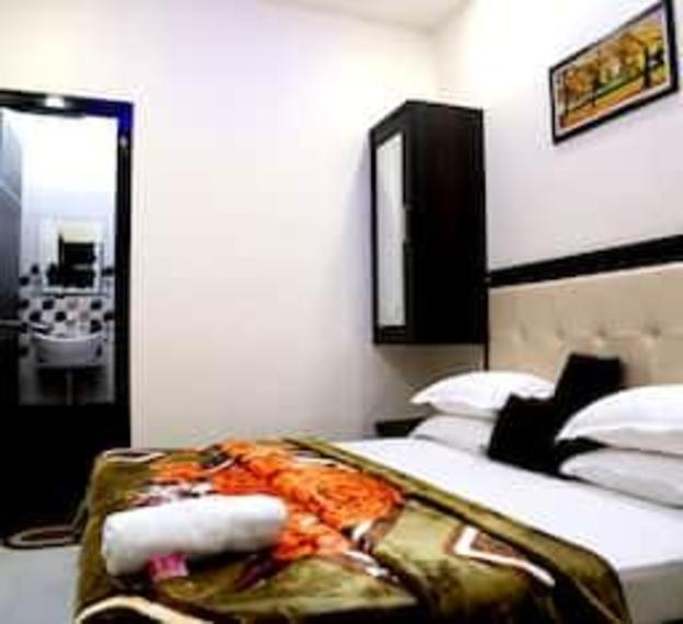 hotel chohan residency