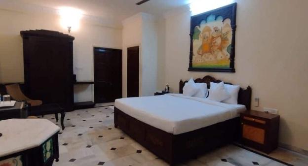 champaner heritage resort