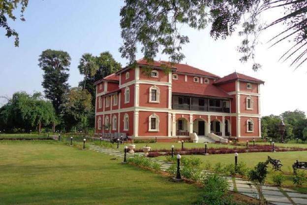 champaner heritage resort