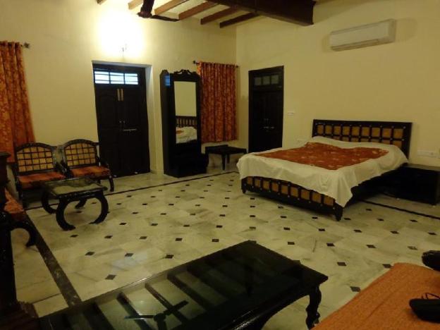 champaner heritage resort