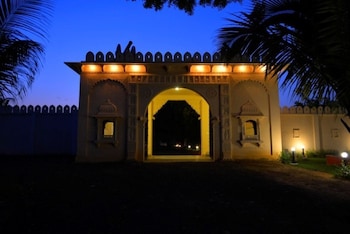 champaner heritage resort
