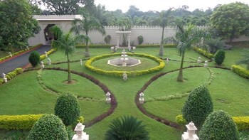 champaner heritage resort