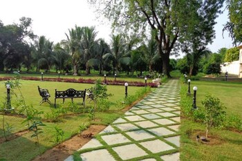 champaner heritage resort