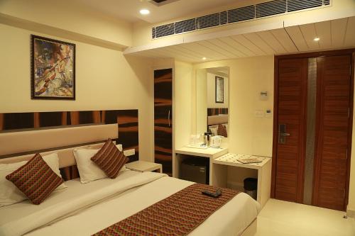 Hotel Shanti Plaza,New Delhi>>Delhi,3 star