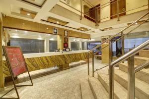 hotel shanti plaza