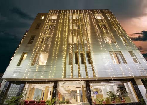 hotel shanti plaza