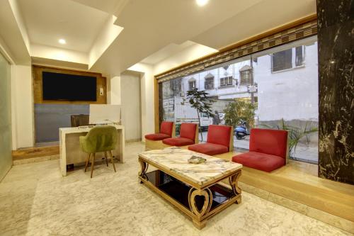 hotel shanti plaza