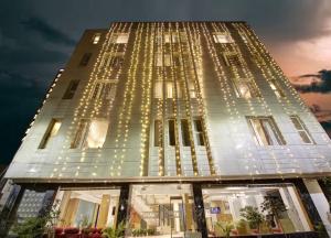hotel shanti plaza