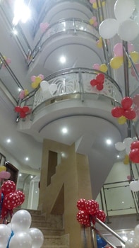 hotel shanti plaza