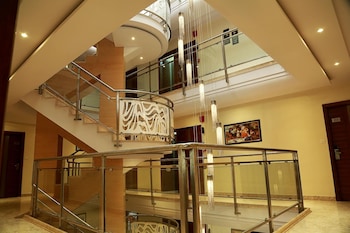 hotel shanti plaza