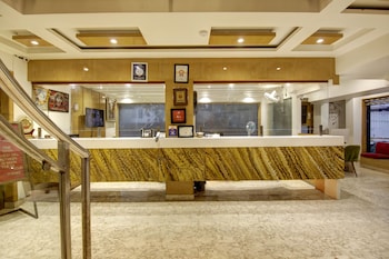 hotel shanti plaza
