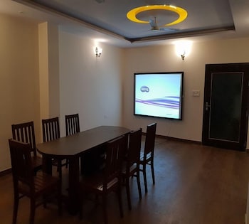 hotel apple 9 jaipur