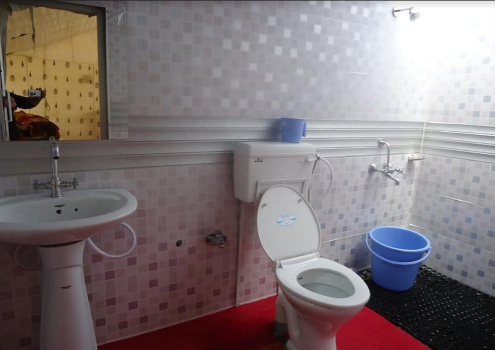 royal deluxe camp tents and cottages