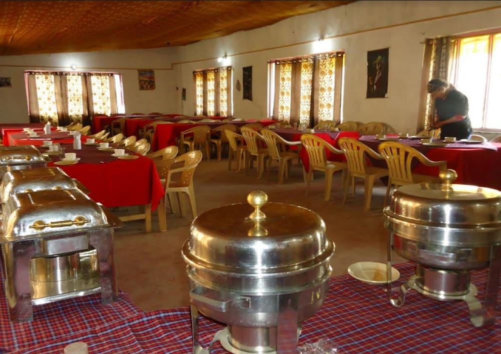 royal deluxe camp tents and cottages