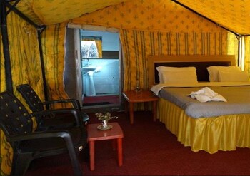 royal deluxe camp tents and cottages