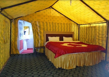 royal deluxe camp tents and cottages