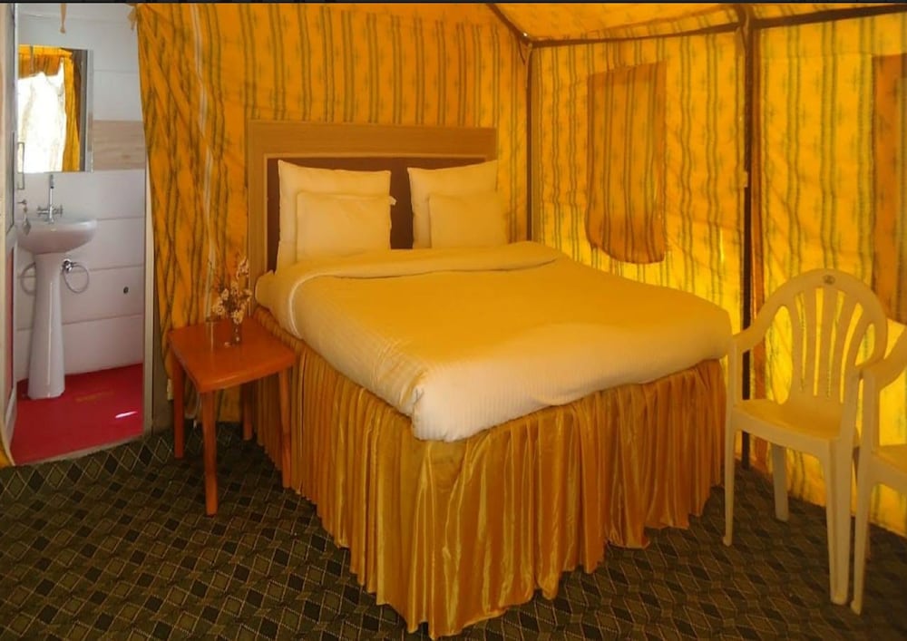 royal deluxe camp tents and cottages