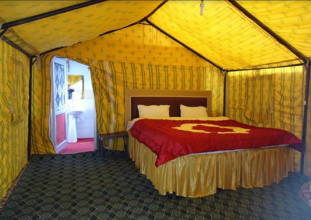 royal deluxe camp tents and cottages